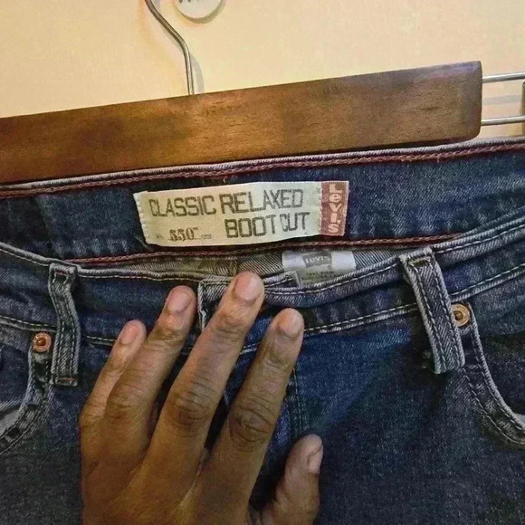 P7036 levis 550 classic relaxed bootcut size 6m medium wash - Picture 4 of 9